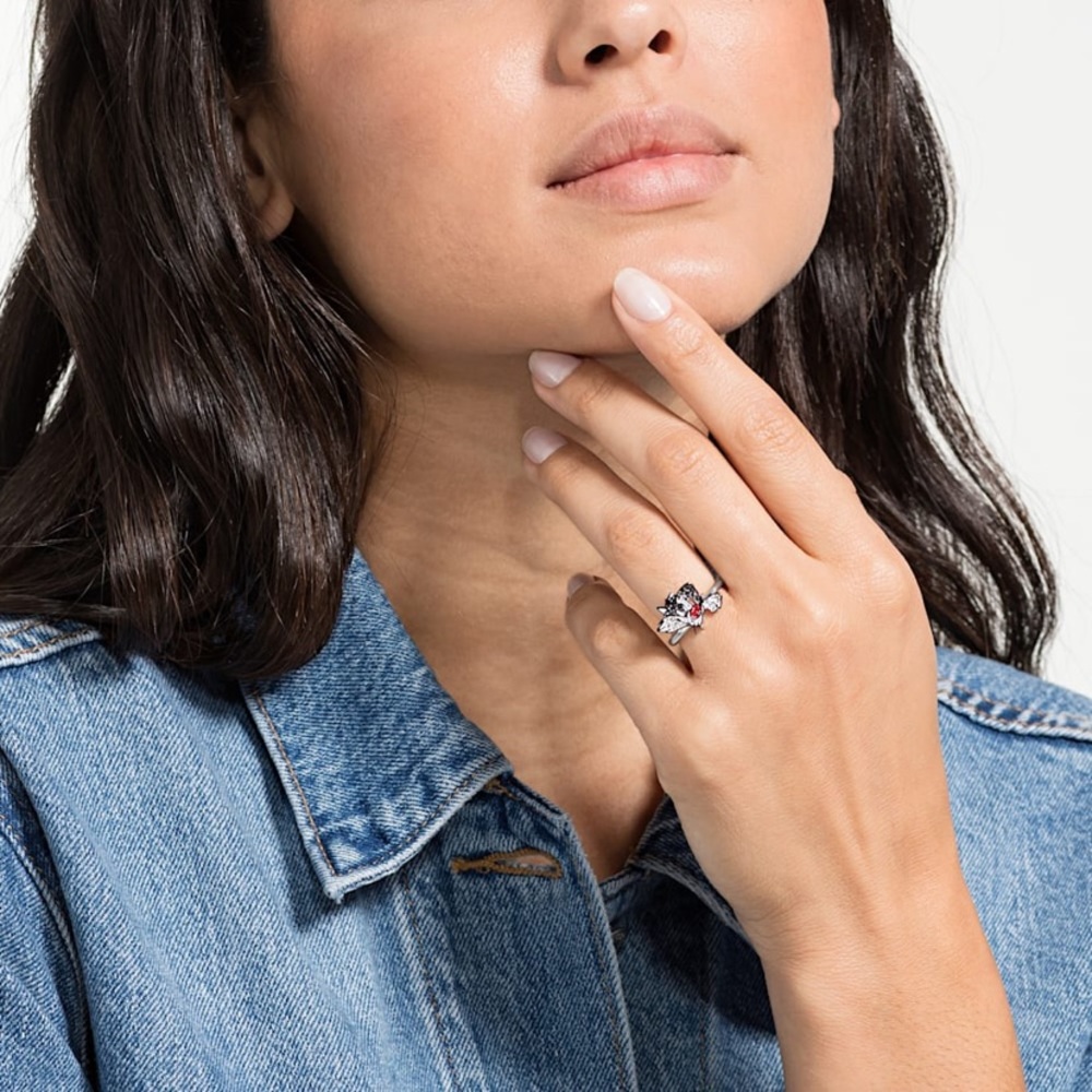 NEW: Looney Tunes Sylvester Motif Ring